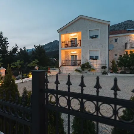 Appartement Hedon-Stone à Starigrad Paklenica Extérieur photo