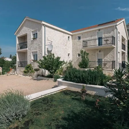 Appartement Hedon-Stone à Starigrad Paklenica Extérieur photo