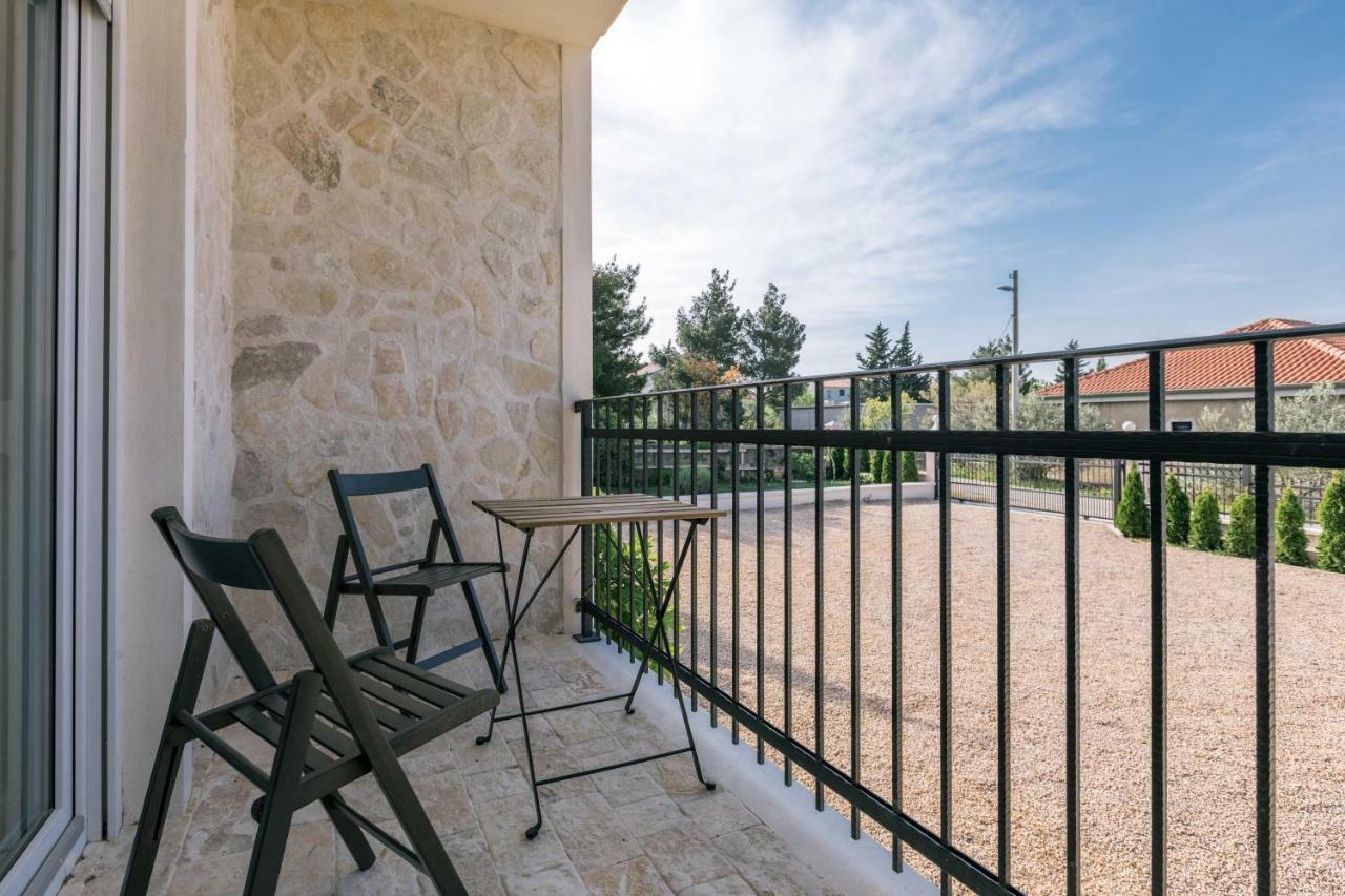 Hedon-stone Appartement Starigrad Paklenica