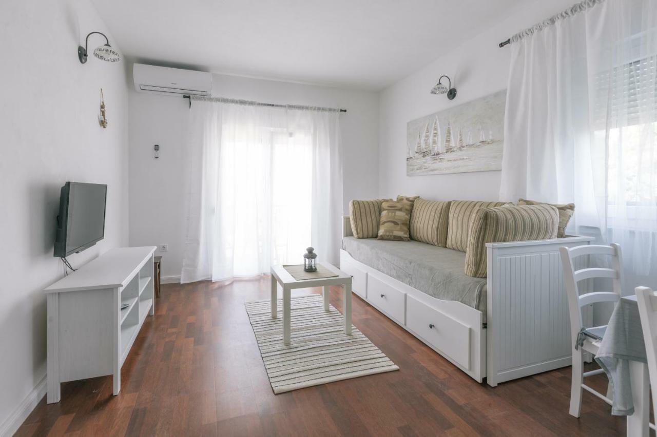 Appartement Hedon-stone Starigrad Paklenica