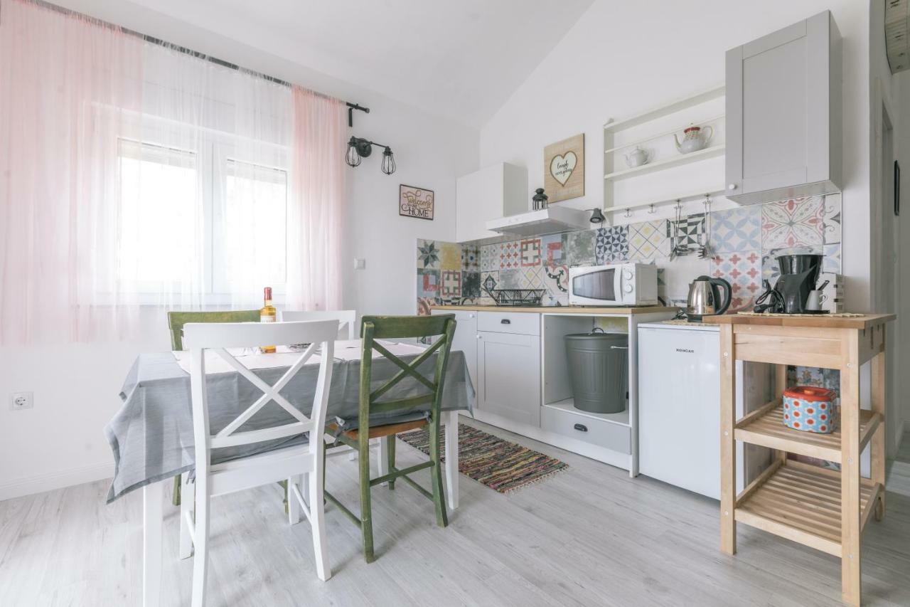Hedon-stone Appartement Starigrad Paklenica